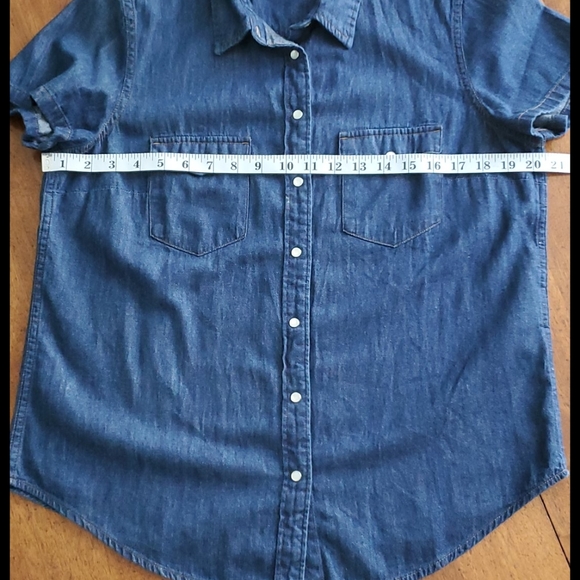 Levis Ultimate Western Denim Shirt - Picture 11 of 15